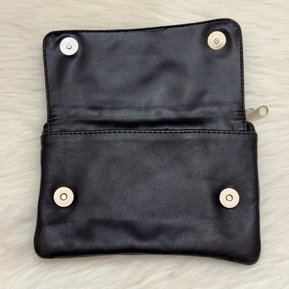 UNIK - LEATHER MOTORCYCLE RIDING PURSE - Picture 5 of 9